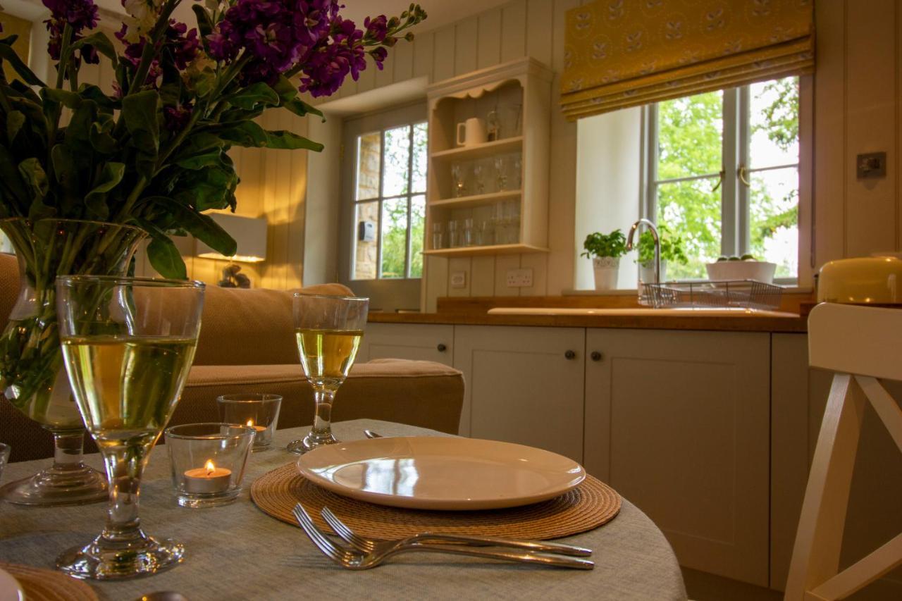 The Potting Shed, 5* Luxury Escape Cirencester Esterno foto