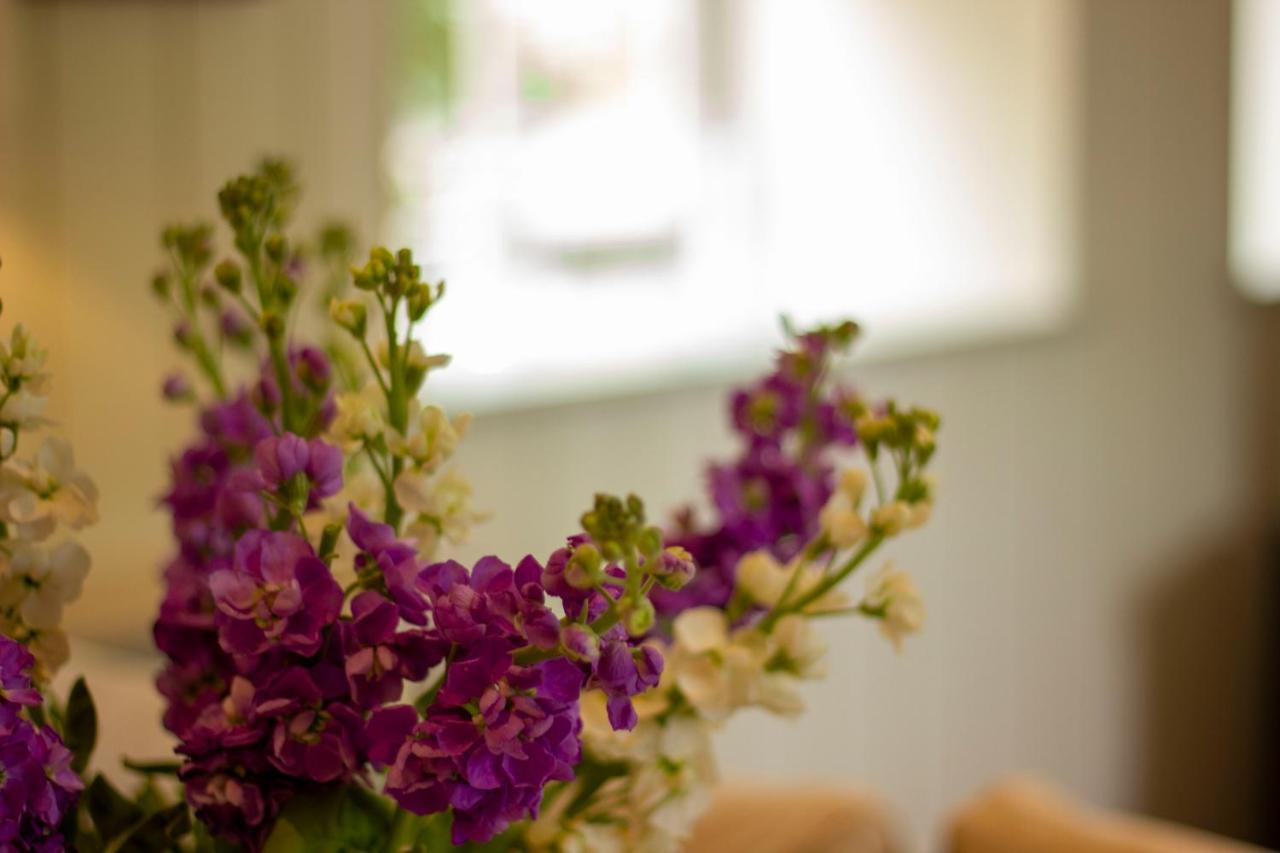 The Potting Shed, 5* Luxury Escape Cirencester Esterno foto
