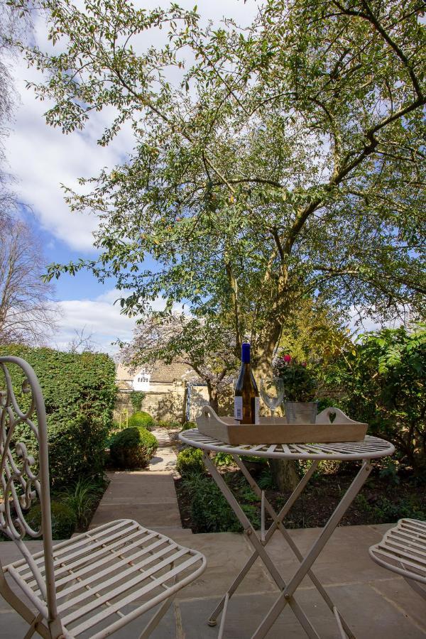 The Potting Shed, 5* Luxury Escape Cirencester Esterno foto