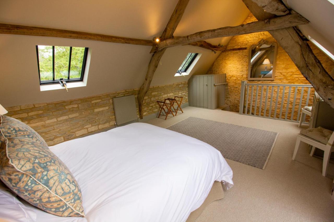 The Potting Shed, 5* Luxury Escape Cirencester Esterno foto