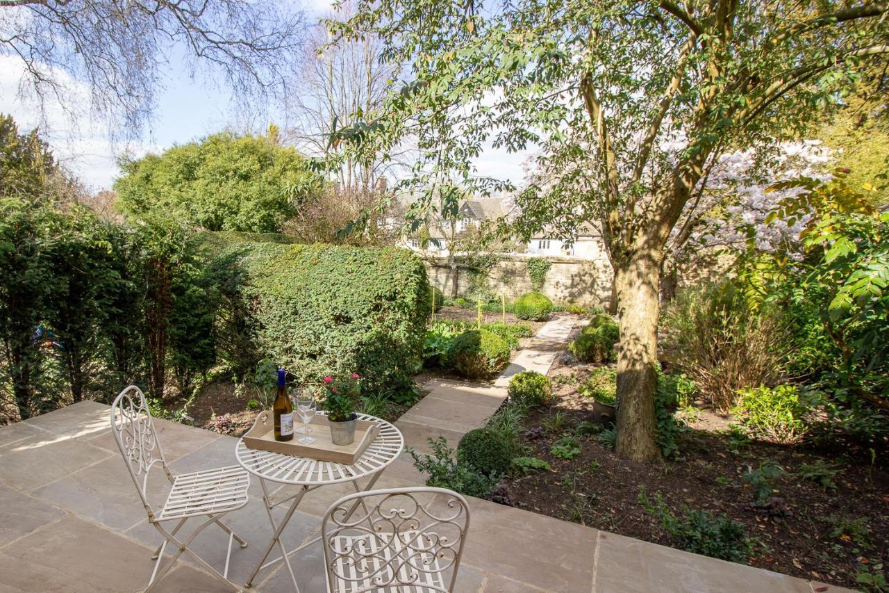 The Potting Shed, 5* Luxury Escape Cirencester Esterno foto