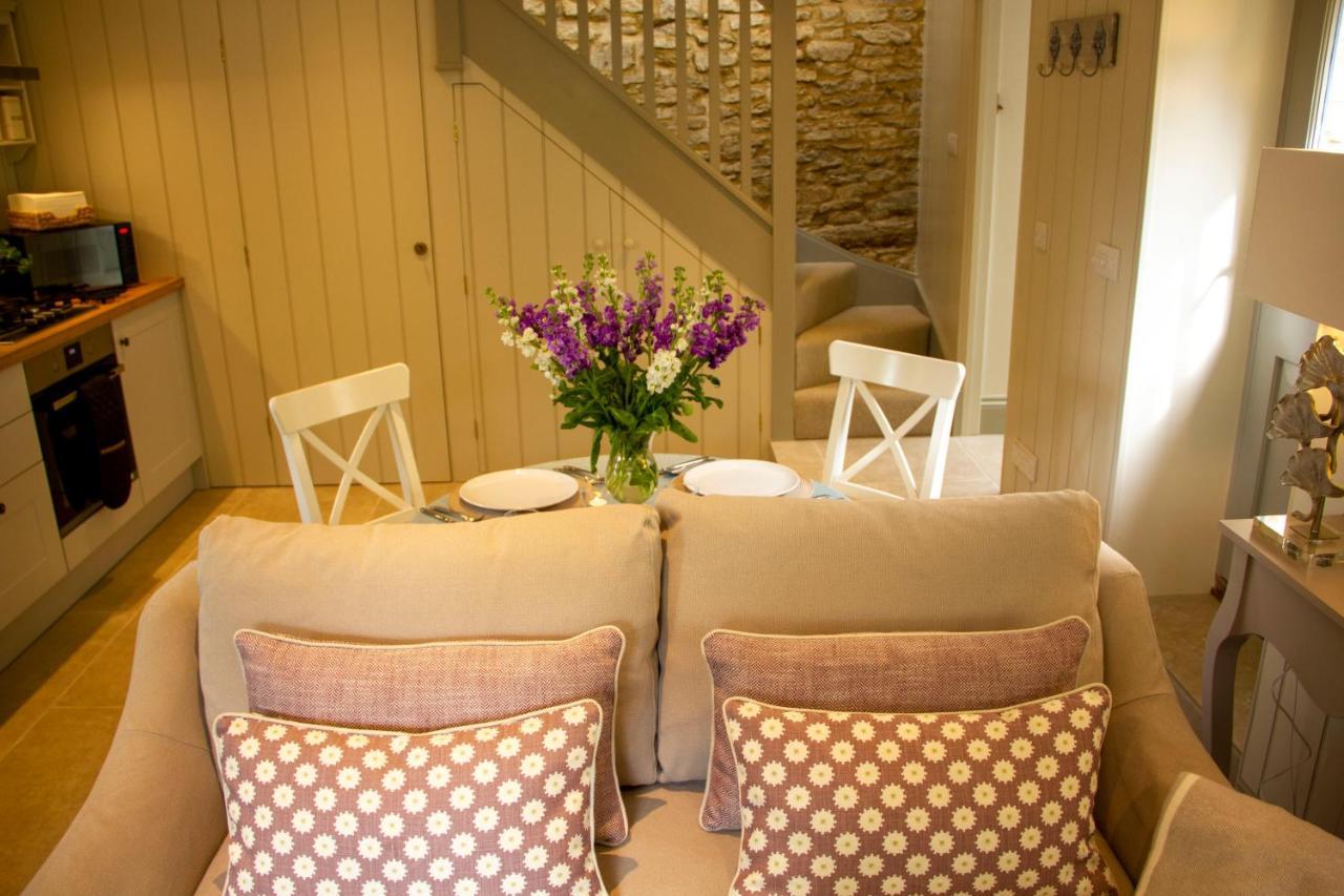 The Potting Shed, 5* Luxury Escape Cirencester Esterno foto