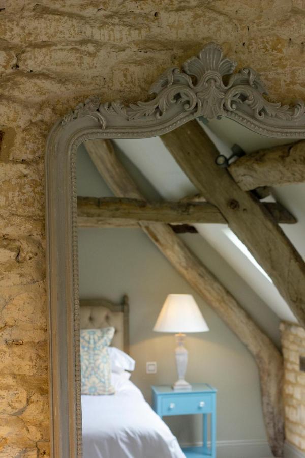The Potting Shed, 5* Luxury Escape Cirencester Esterno foto